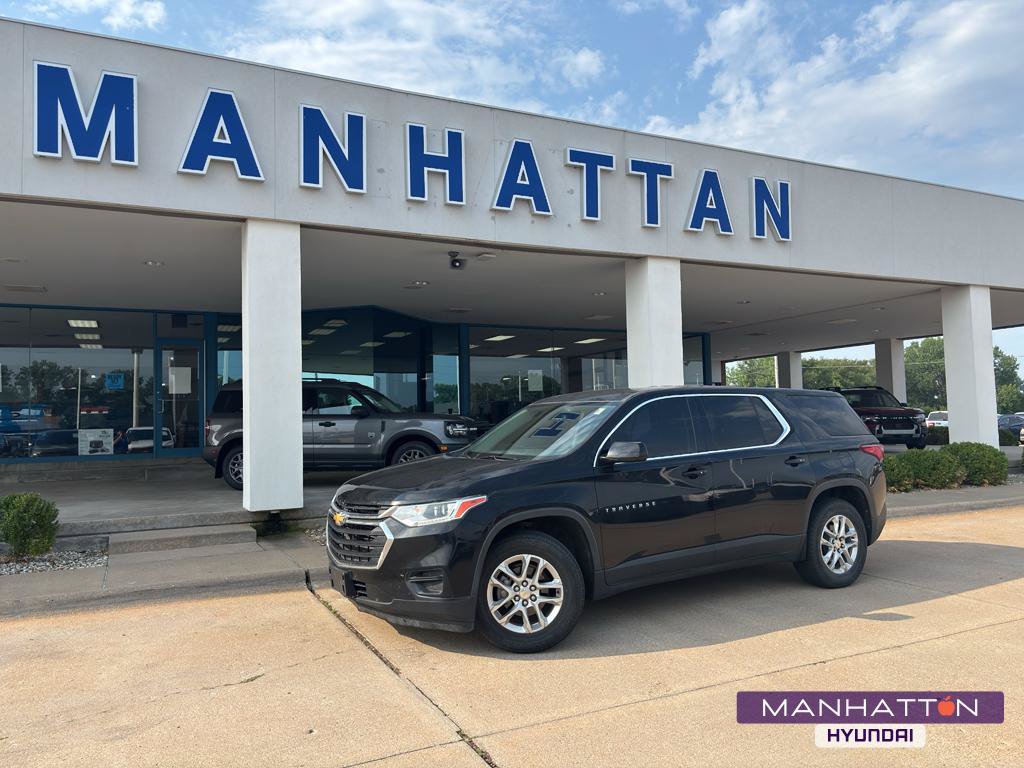 Used 2018 Chevrolet Traverse LS AWD/4WD image 1