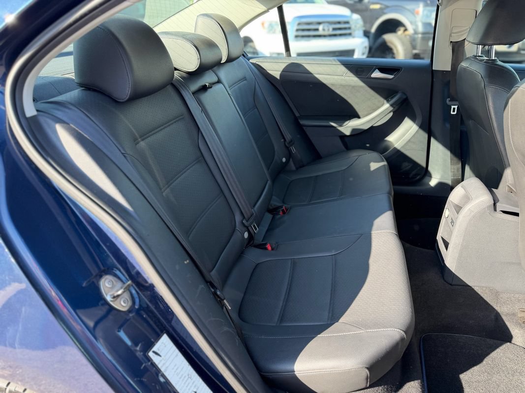 Used 2014 Volkswagen Jetta SE FWD image 7