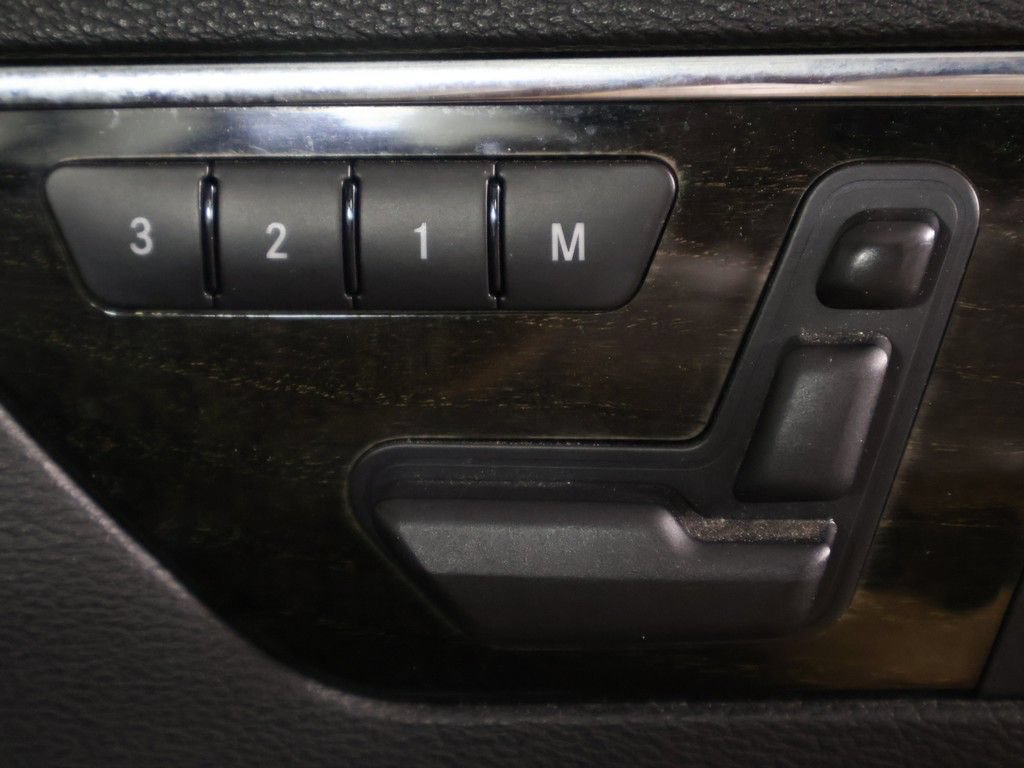 Used 2012 Mercedes-Benz E 350 4MATIC Coupe image 35