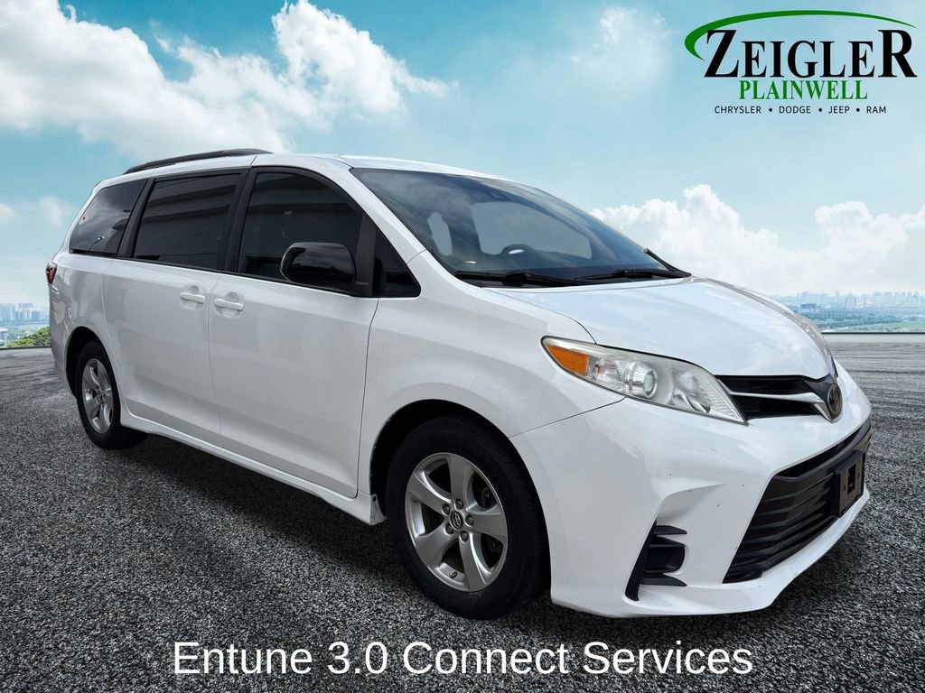 Used 2018 Toyota Sienna LE FWD image 7