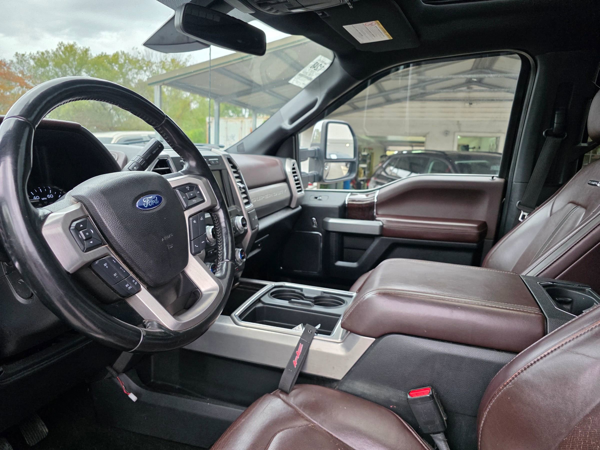 Used 2017 Ford F350 Platinum w/ Platinum Ultimate Package image 7