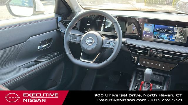 Used 2025 Nissan Kicks SR FWD image 23