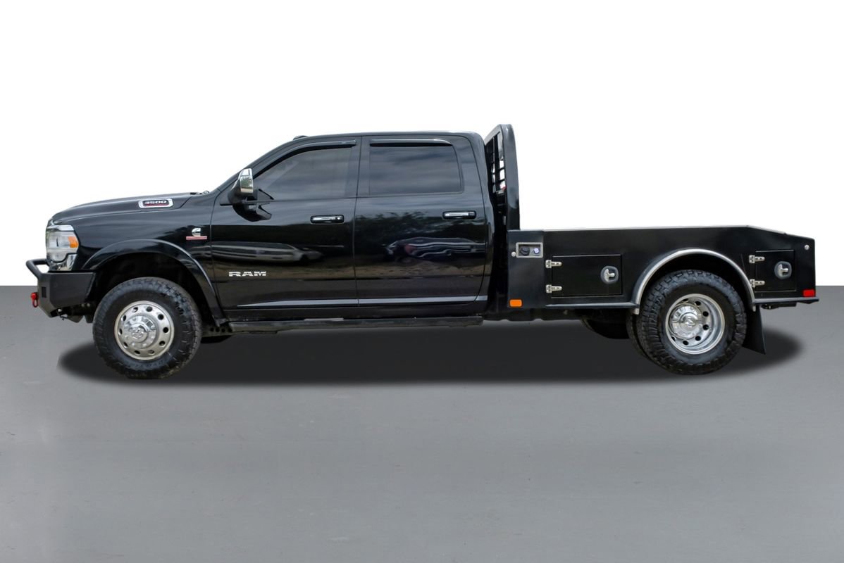 Used 2022 RAM 3500 Laramie image 9