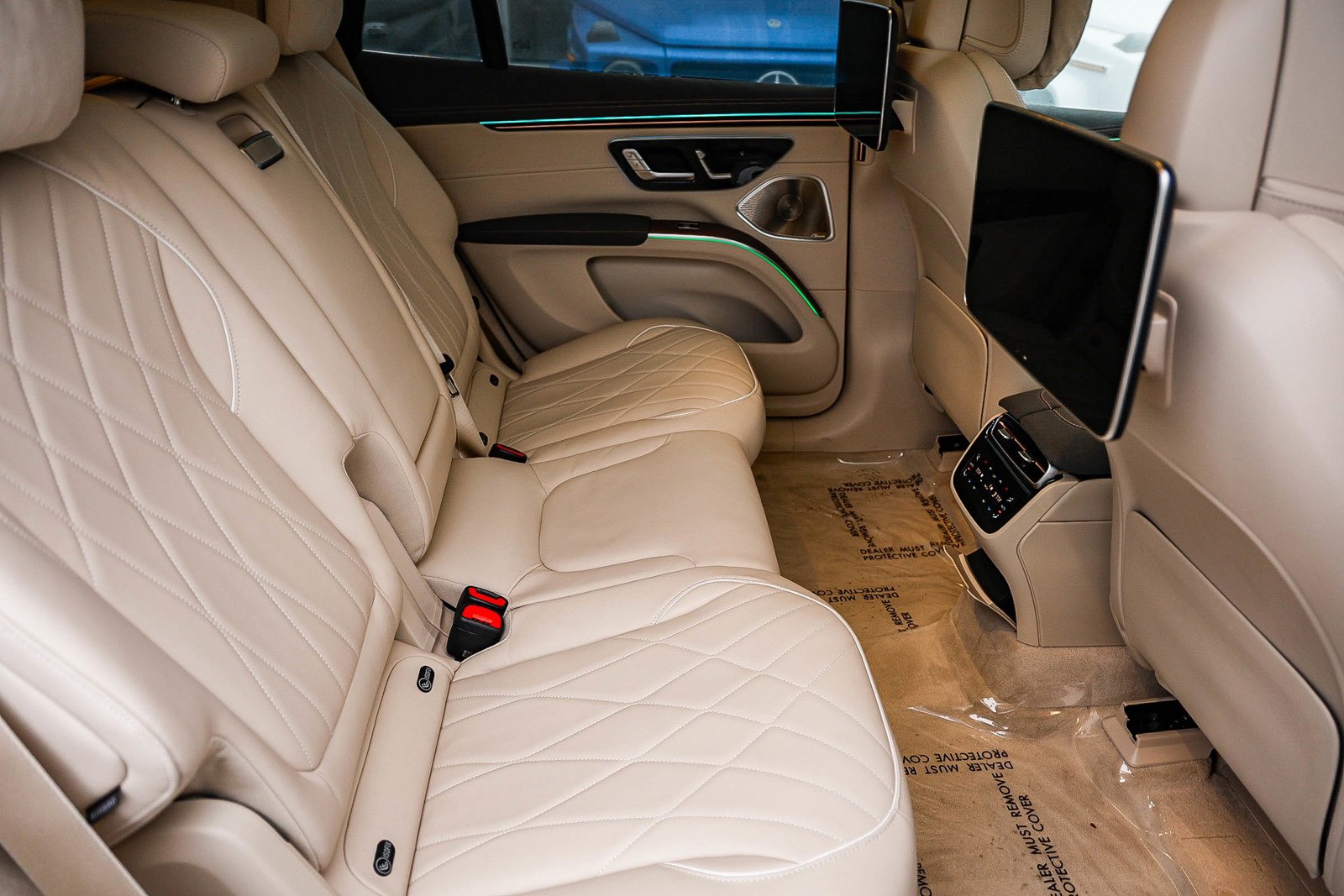 Certified 2023 Mercedes-Benz EQS 580 4MATIC SUV image 18