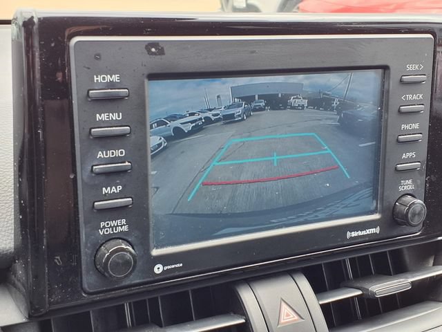 Used 2021 Toyota RAV4 LE FWD image 12