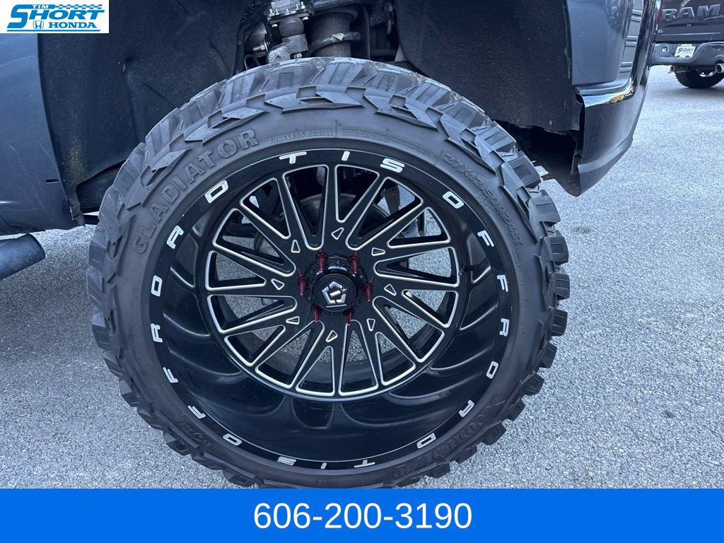 Used 2022 Chevrolet Silverado 1500 LT Trail Boss w/ LT Trail Boss Premium Package AWD/4WD image 4