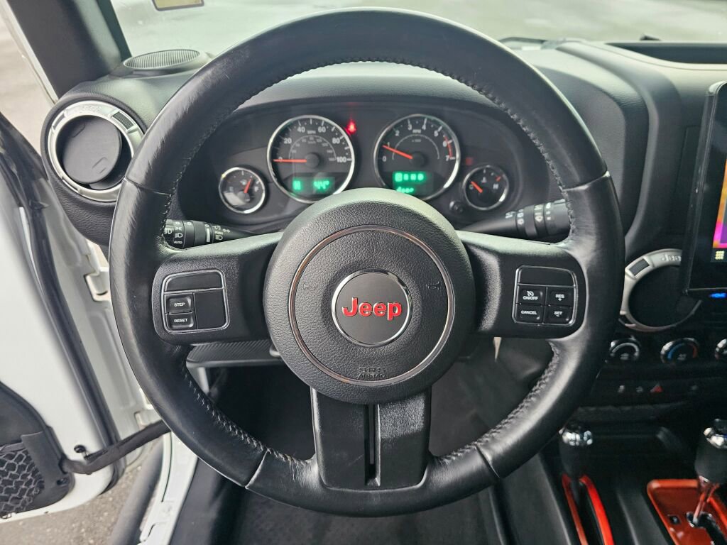 Used 2018 Jeep Wrangler Unlimited Sahara image 19