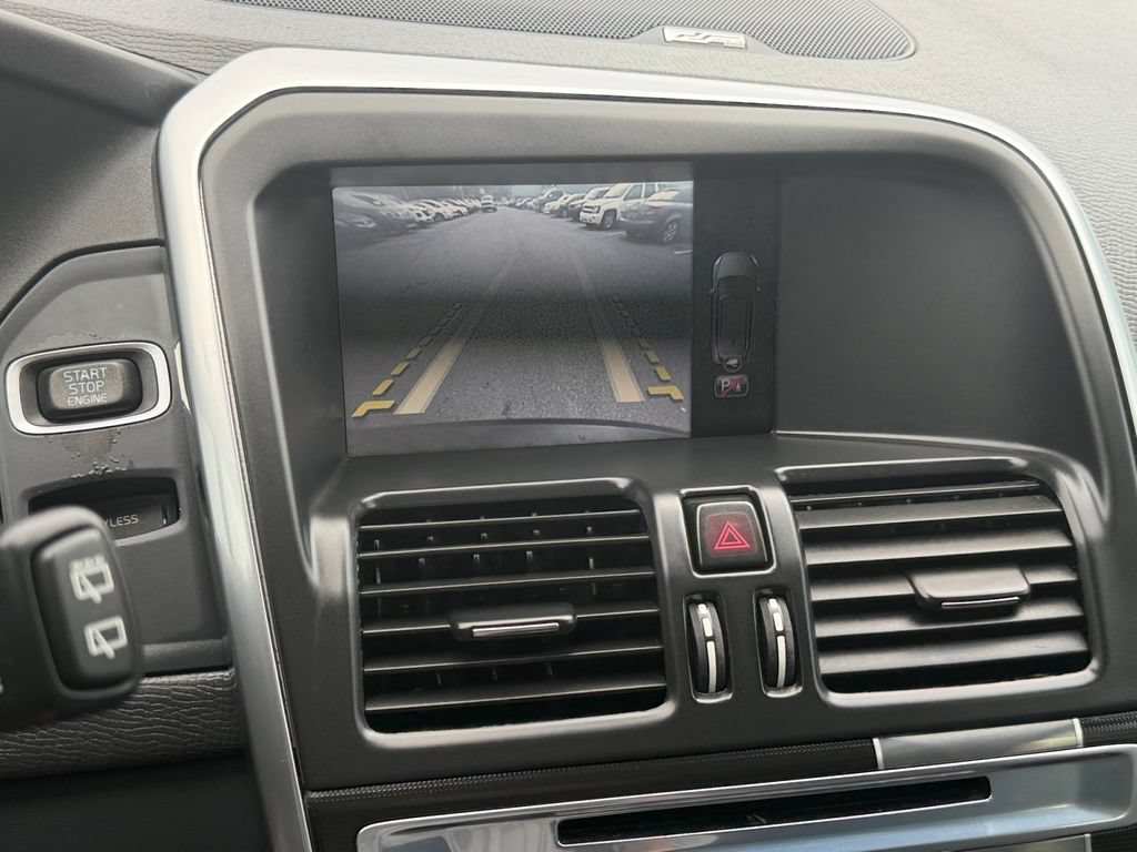 Used 2014 Volvo XC60 T6 R-Design AWD/4WD image 25