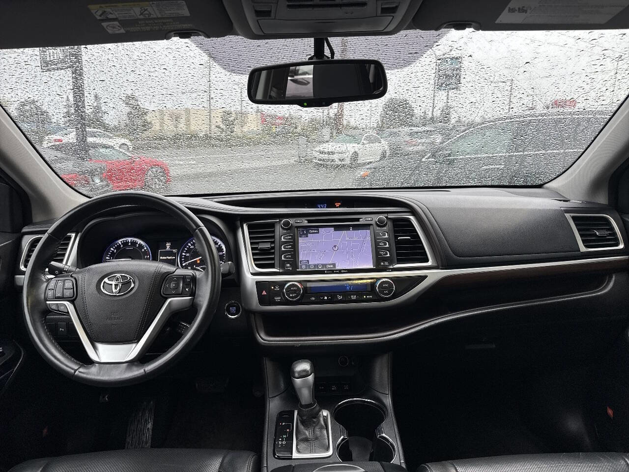 Used 2016 Toyota Highlander Limited w/ Four Season Floor Mat Package AWD/4WD image 29