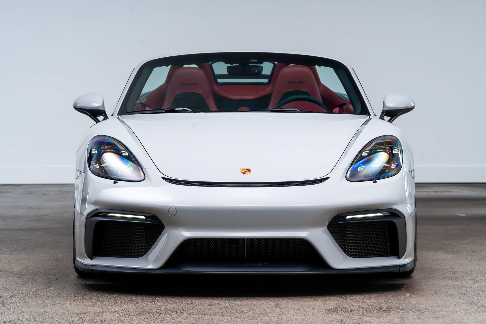 Used 2021 Porsche 718 Boxster Spyder RWD image 3