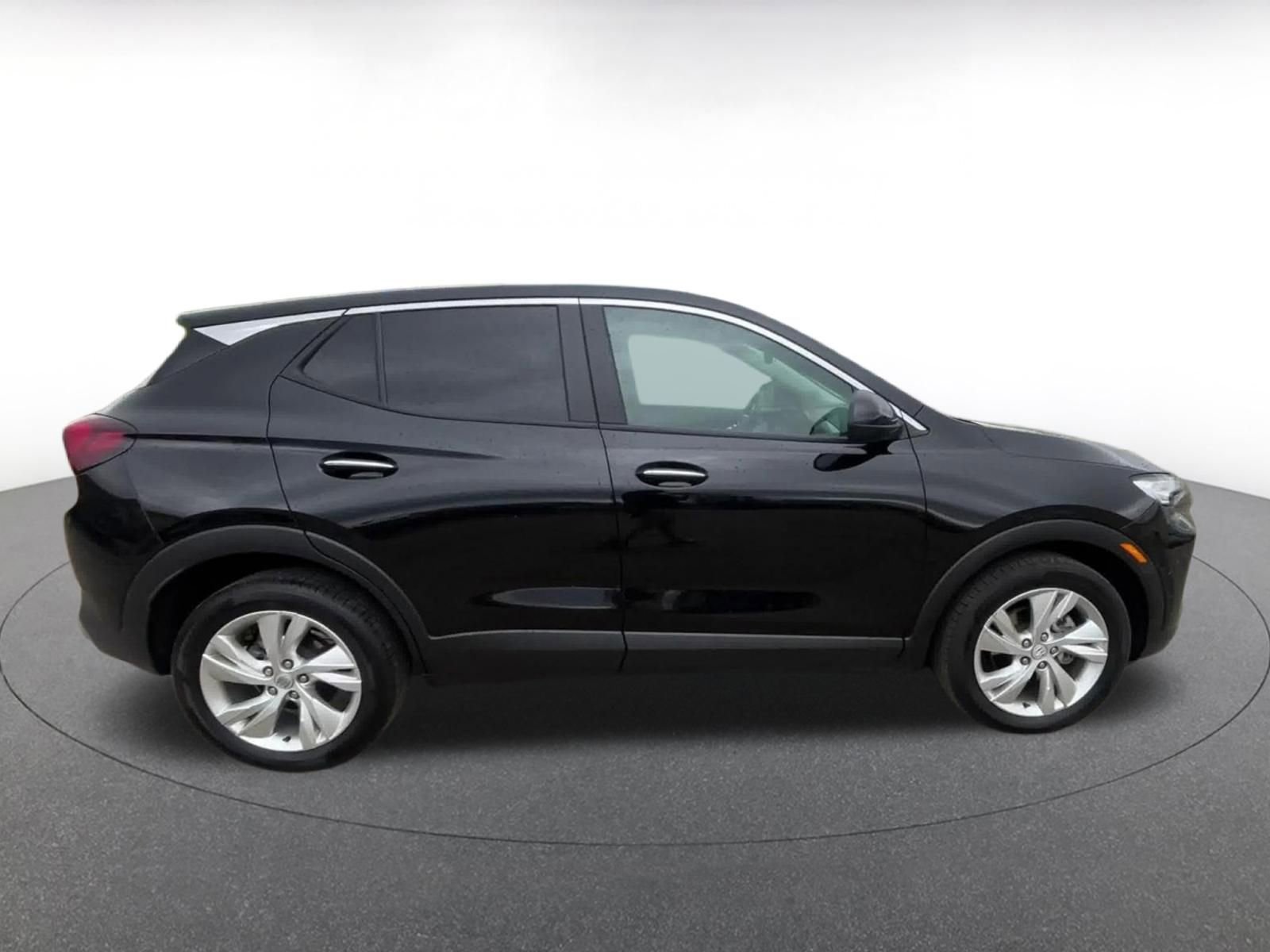 Used 2025 Buick Encore GX Preferred image 16
