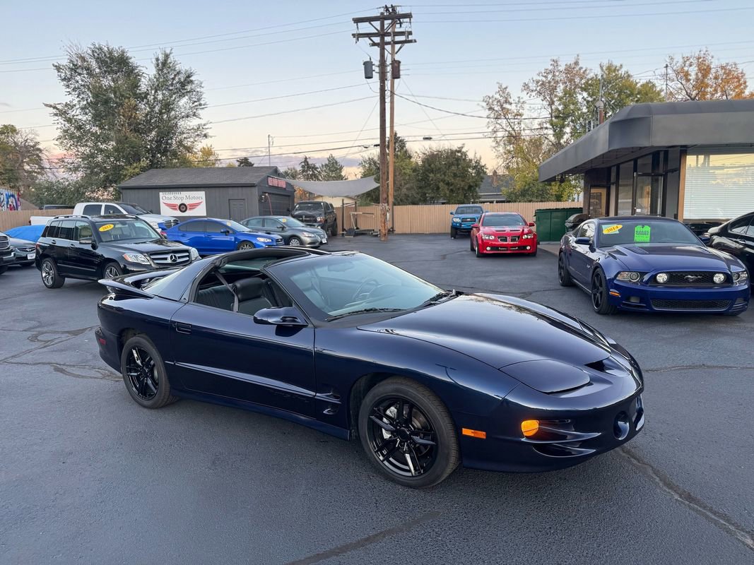 Used 2000 Pontiac Firebird Formula w/ Security Pkg RWD image 8