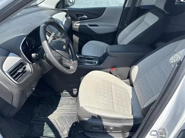 Used 2023 Chevrolet Equinox LS w/ LS Convenience Package AWD/4WD image 8