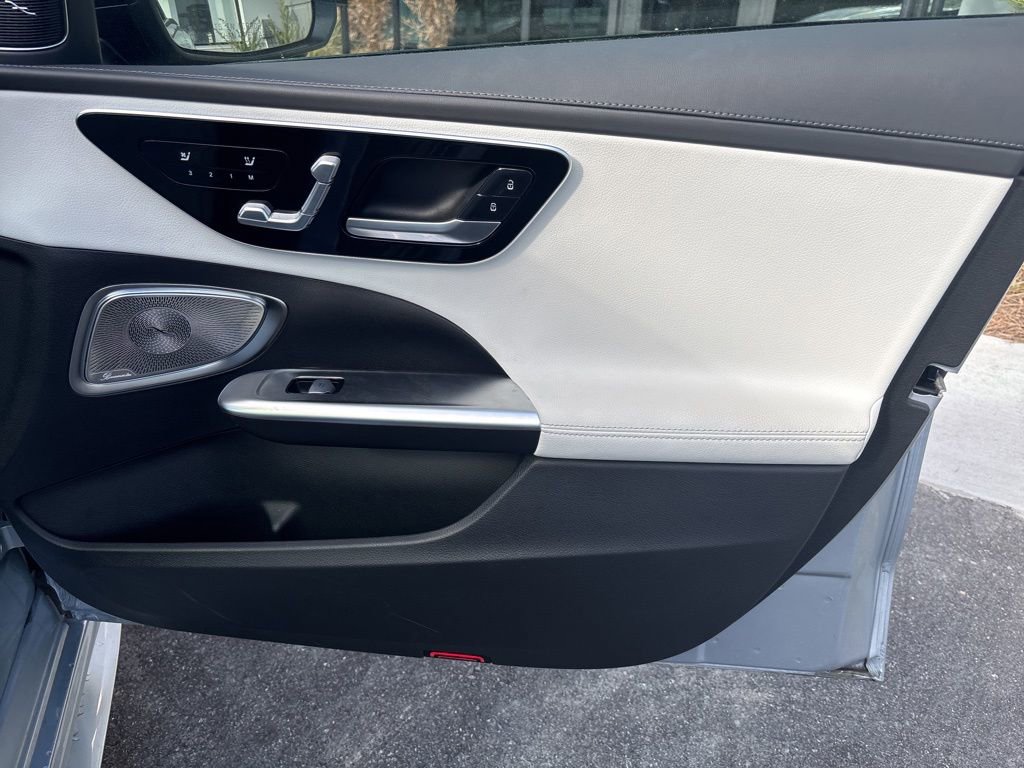 Used 2024 Mercedes-Benz C 300 Sedan image 23