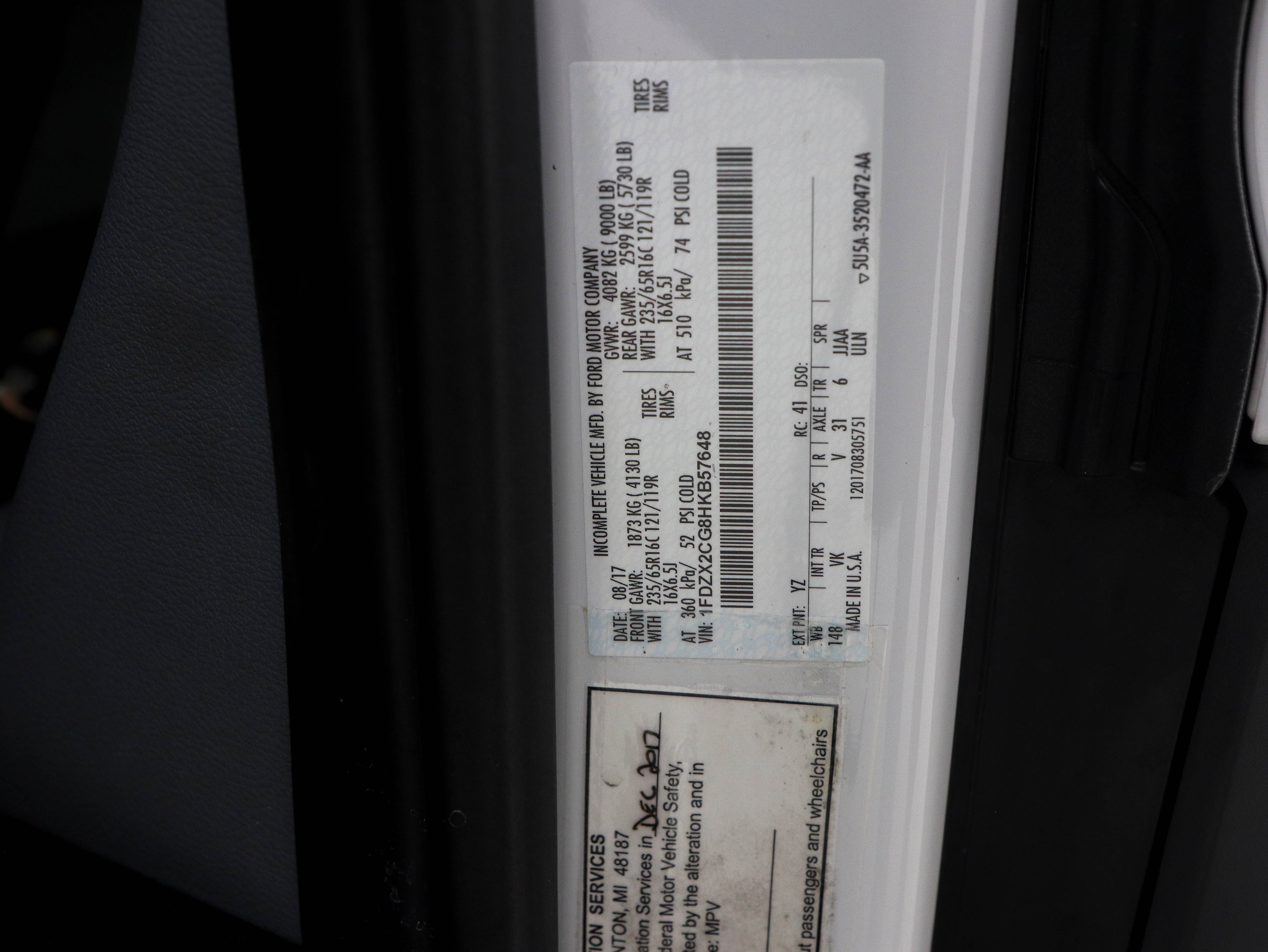 Used 2017 Ford Transit 350 XL image 38