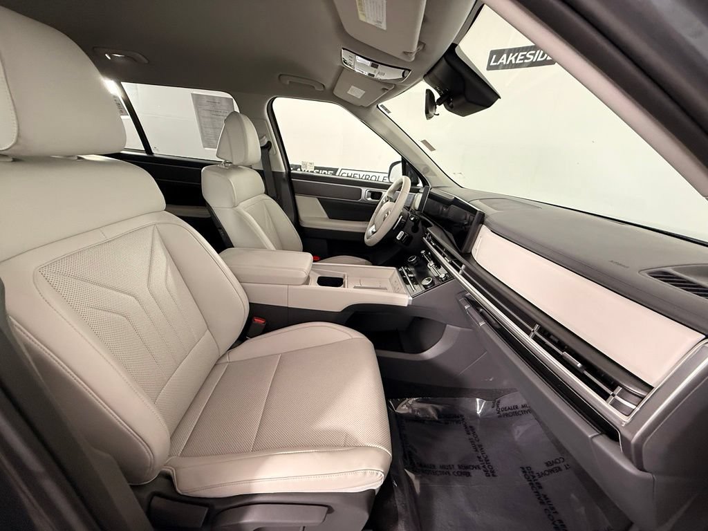 Used 2026 Hyundai Santa Fe SEL FWD image 27