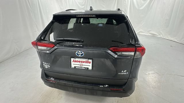 Used 2024 Toyota RAV4 LE image 4