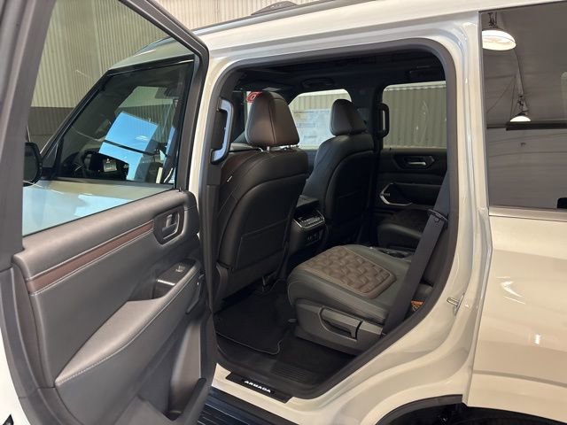 New 2026 Nissan Armada Platinum image 12