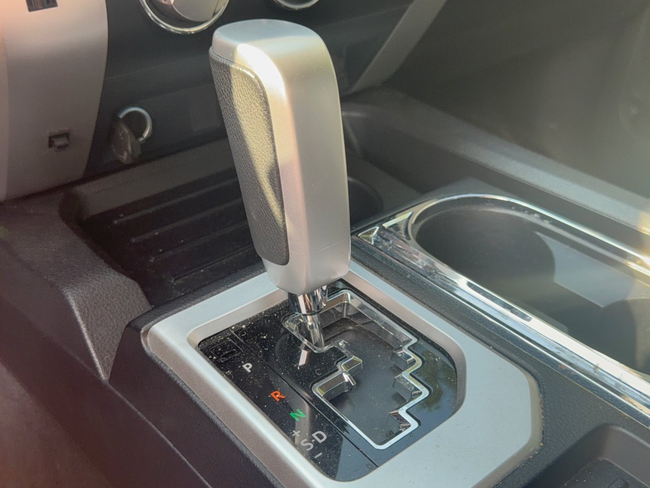 Used 2019 Toyota Tundra SR5 w/ SR5 Upgrade Package RWD image 21