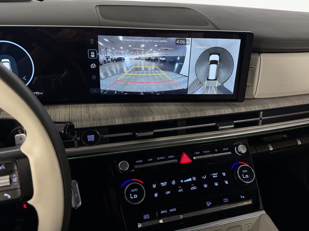Used 2025 Hyundai Santa Fe Calligraphy image 18