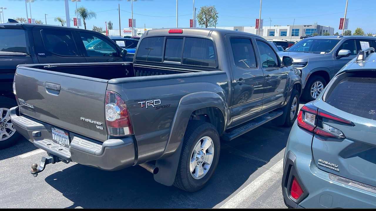 Used 2013 Toyota Tacoma PreRunner w/ TRD Sport Pkg RWD image 2