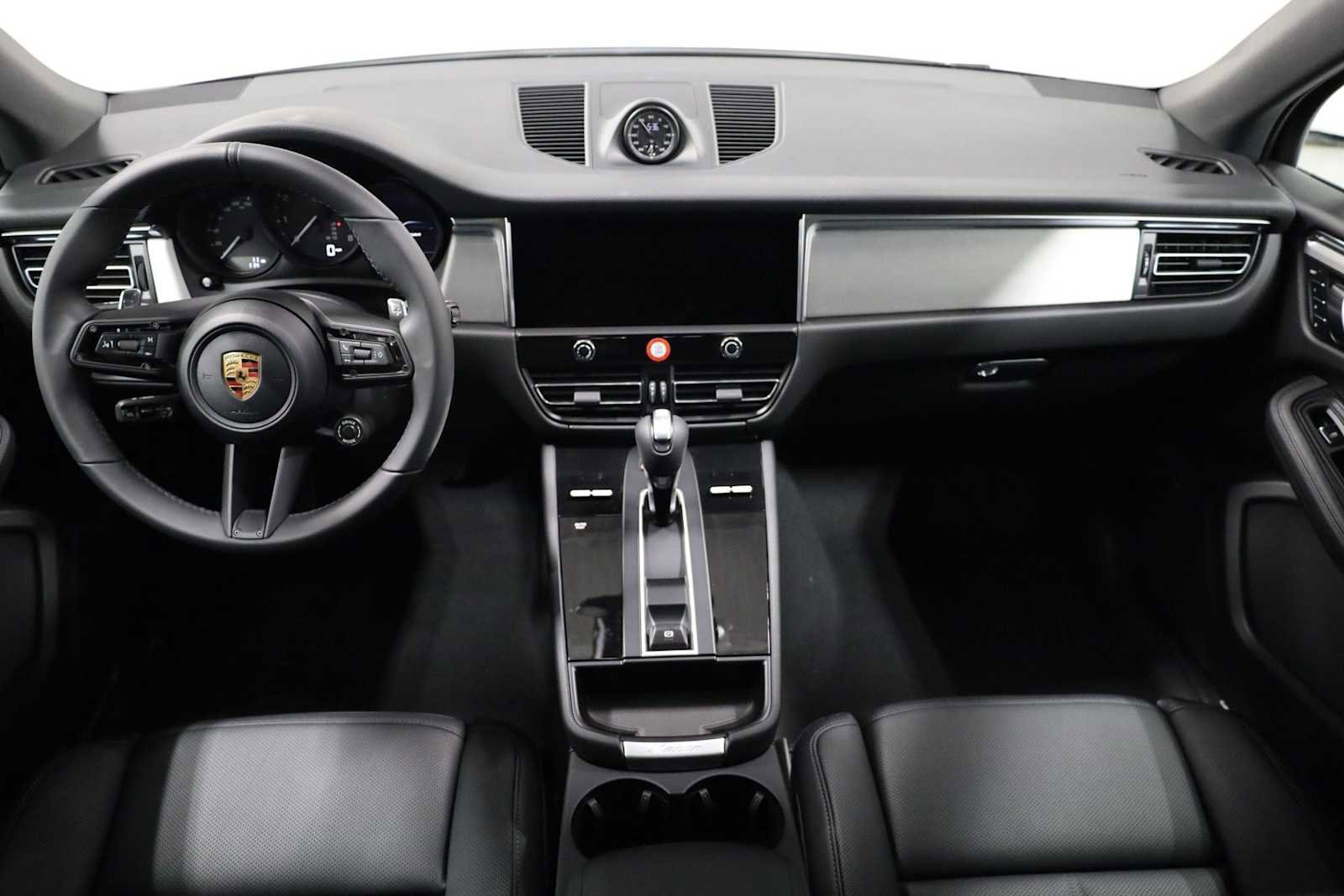 New 2026 Porsche Macan image 25