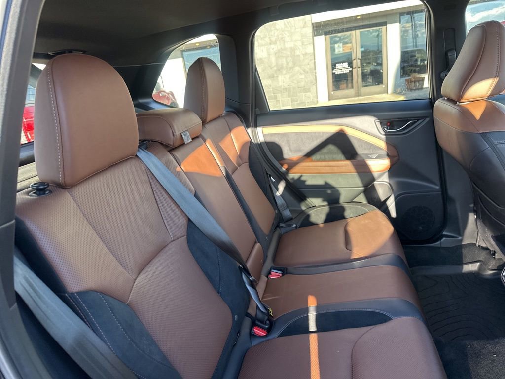 Used 2025 Subaru Forester Touring w/ Popular Package - Touring image 16