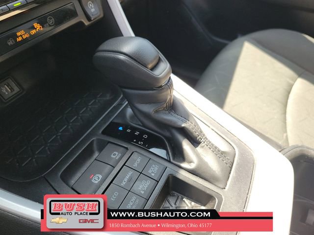 Used 2024 Toyota RAV4 XLE image 30