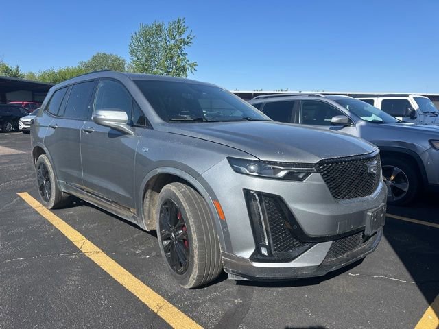 Used 2024 Cadillac XT6 Sport w/ LPO, Onyx Lite Package AWD/4WD image 2