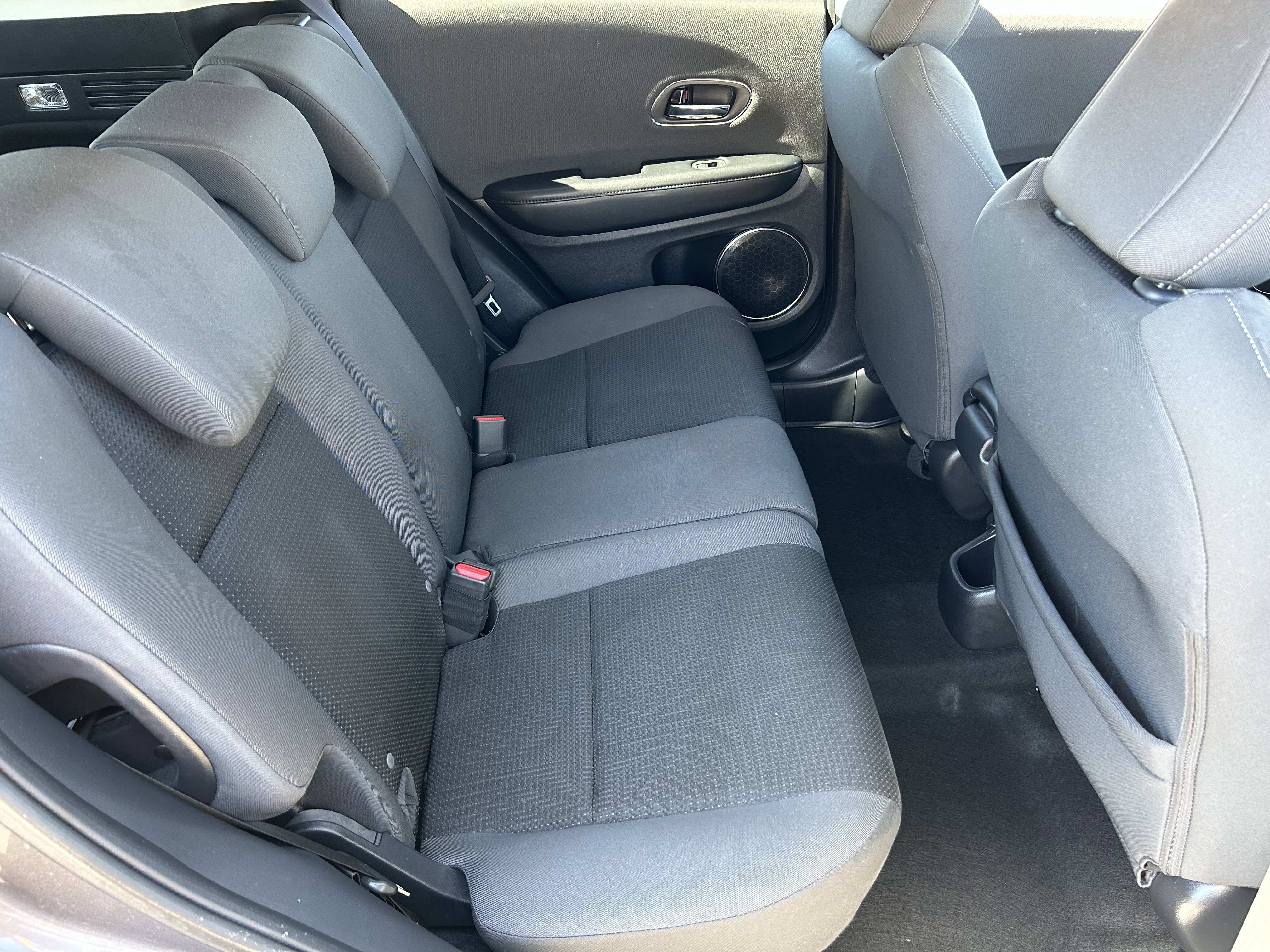 Used 2022 Honda HR-V EX image 12