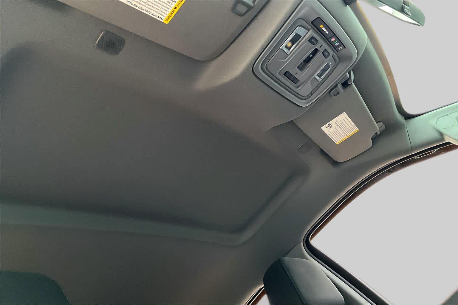 Used 2021 Chevrolet Silverado 1500 RST w/ Texas Edition Plus RWD image 14