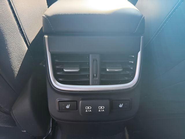Used 2020 Subaru Outback Limited image 12