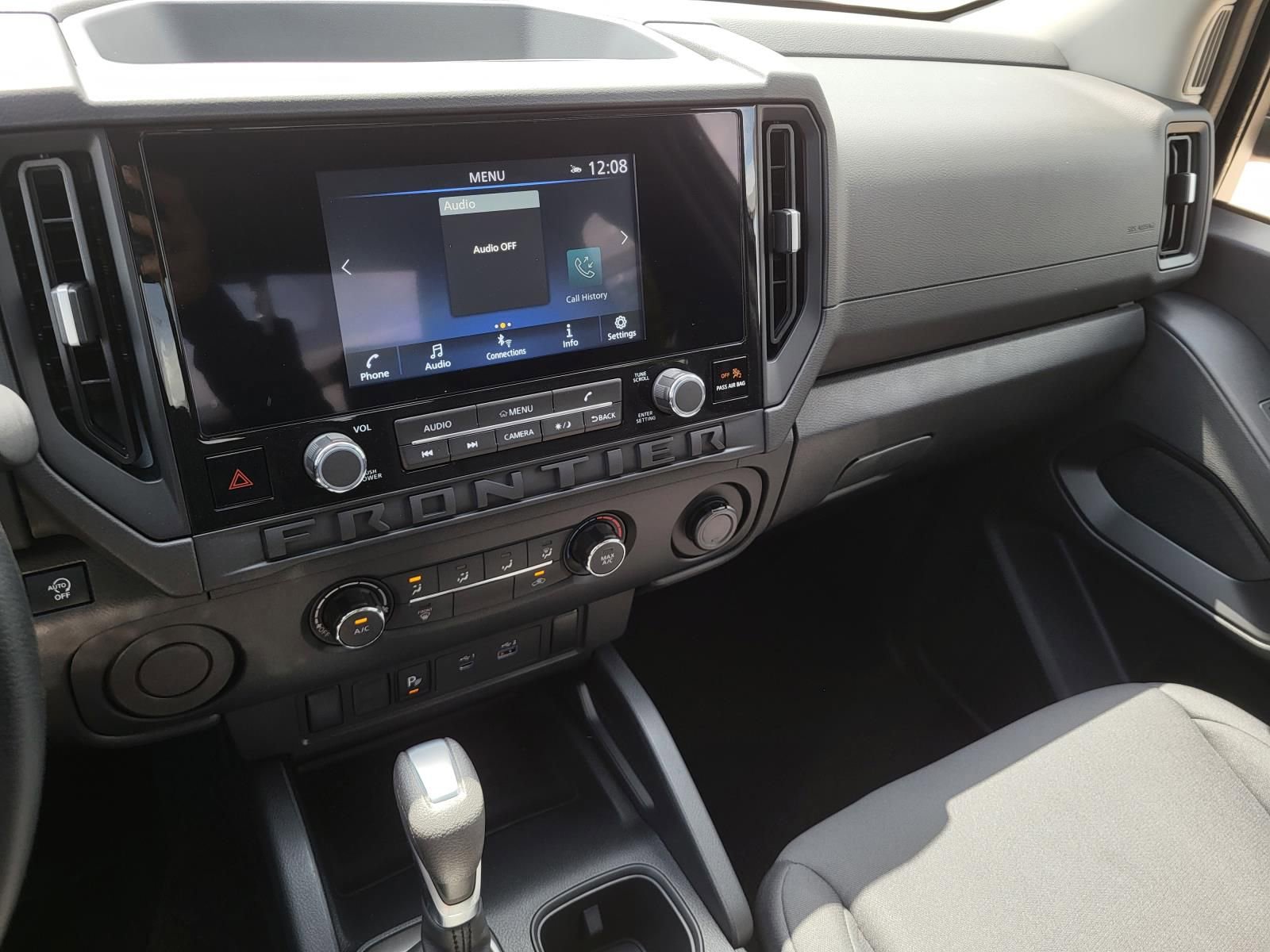 New 2026 Nissan Frontier S image 3