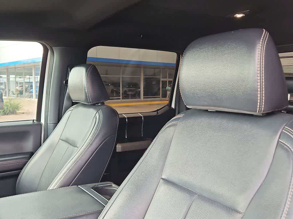 Used 2022 Ford F250 Lariat w/ Black Appearance Package AWD/4WD image 15