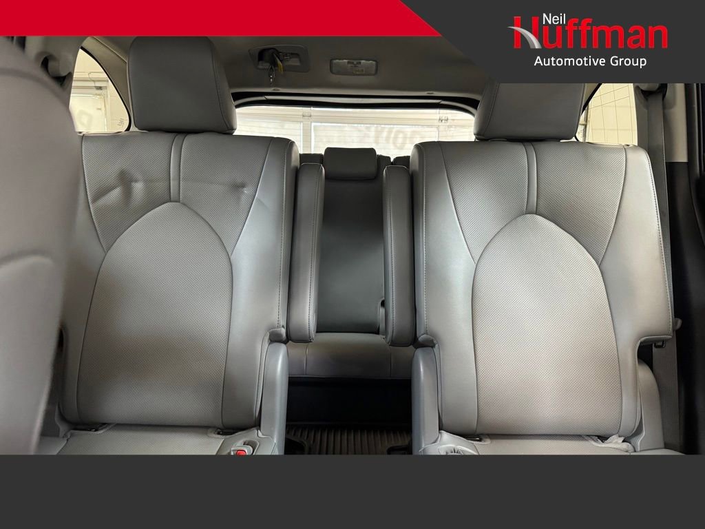 Used 2022 Toyota Highlander Limited AWD/4WD image 14