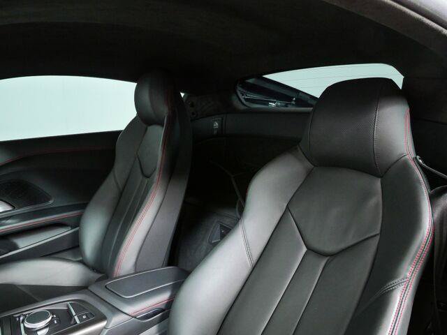 Used 2023 Audi R8 V10 performance RWD image 5