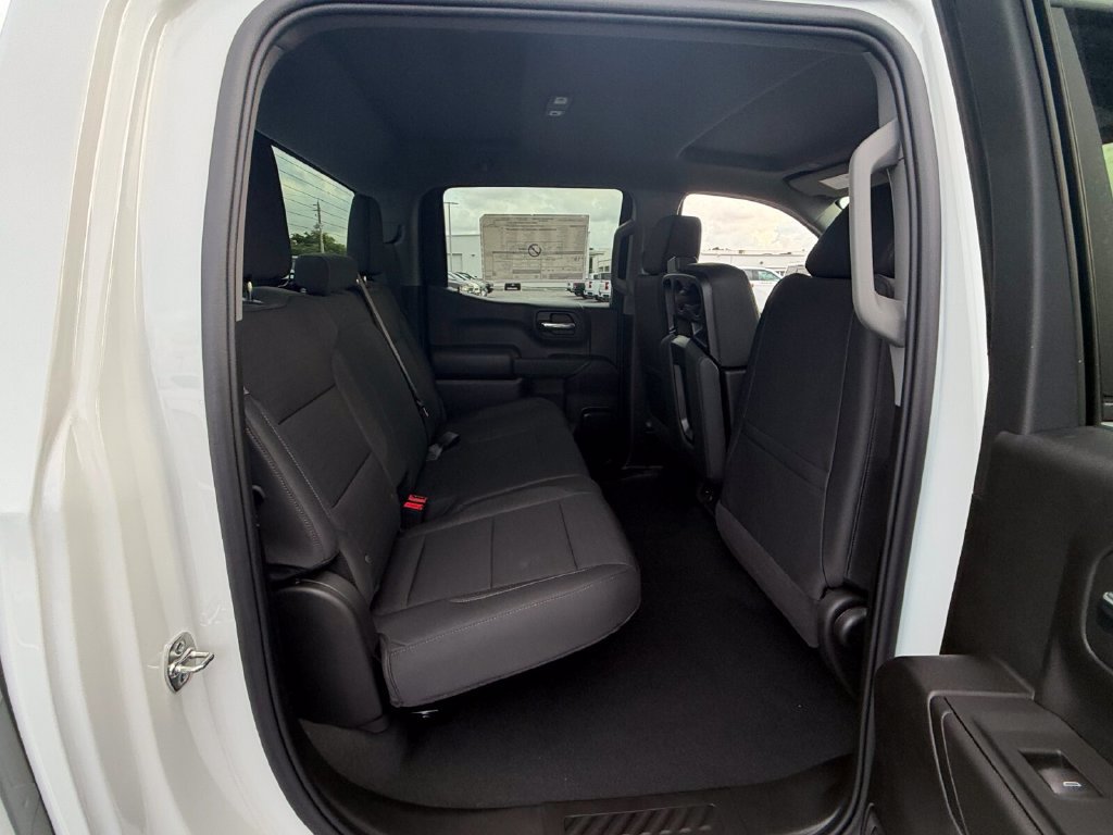 New 2026 Chevrolet Silverado 1500 Custom AWD/4WD image 13