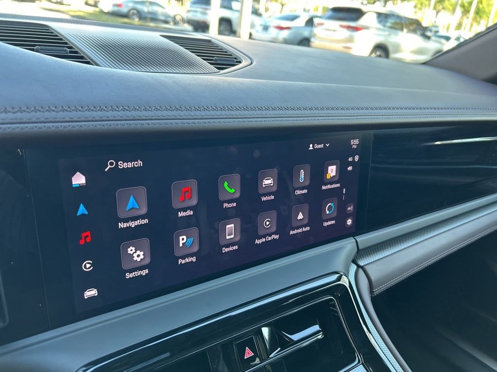 Used 2024 Porsche Panamera 4 image 8