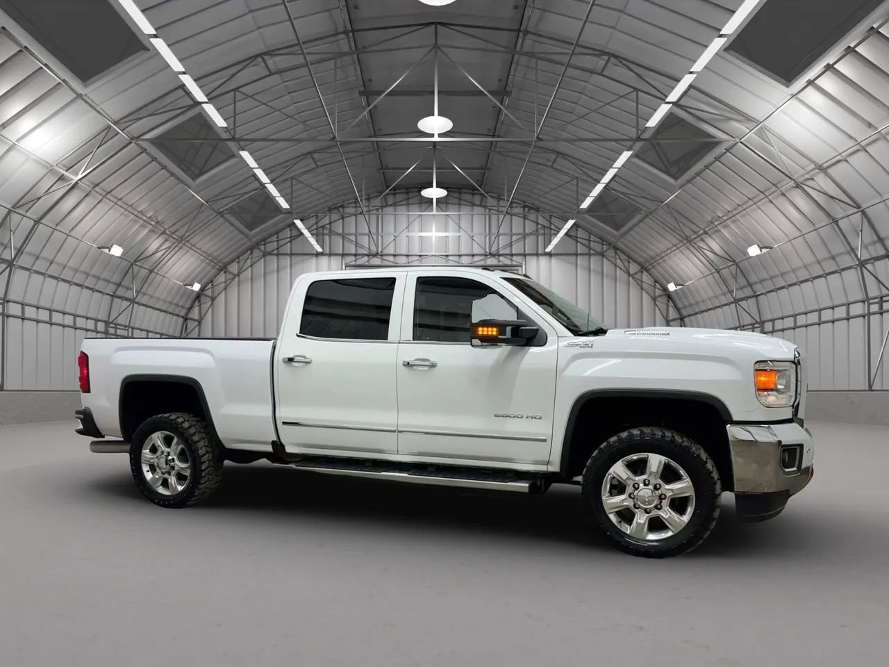 Used 2018 GMC Sierra 2500 SLT w/ Duramax Plus Package image 3