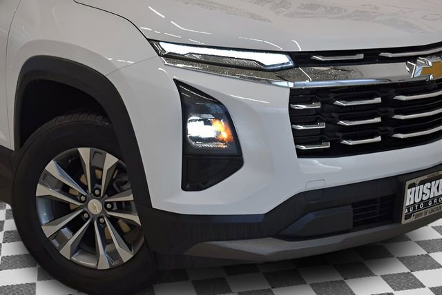 Used 2025 Chevrolet Equinox LT AWD/4WD image 30