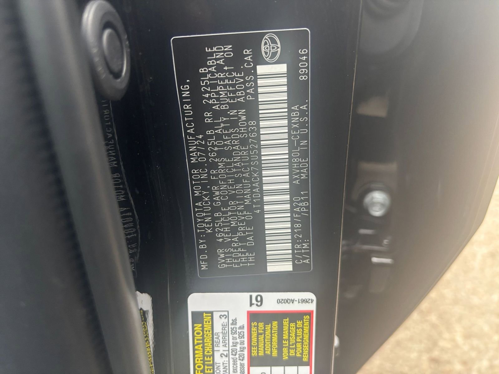 Used 2025 Toyota Camry LE FWD image 28