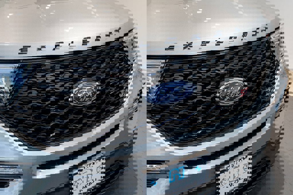 Used 2023 Ford Explorer ST w/ Equipment Group 401A image 7