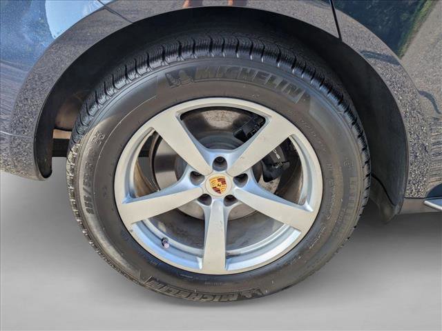 Used 2017 Porsche Macan AWD/4WD image 6