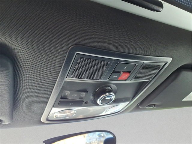 Used 2014 Volkswagen Beetle R-Line image 21