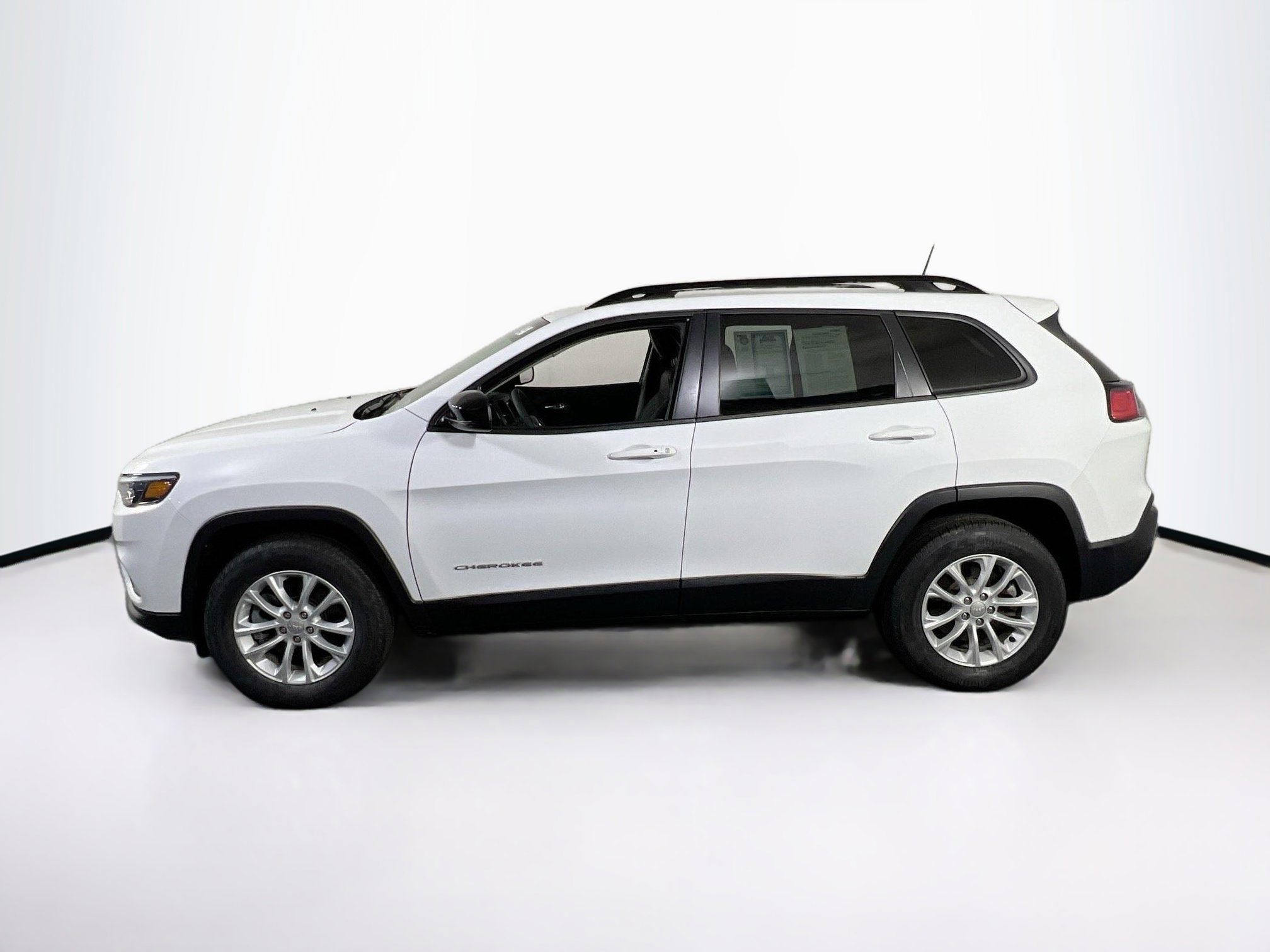 Used 2022 Jeep Cherokee Latitude Lux AWD/4WD image 8