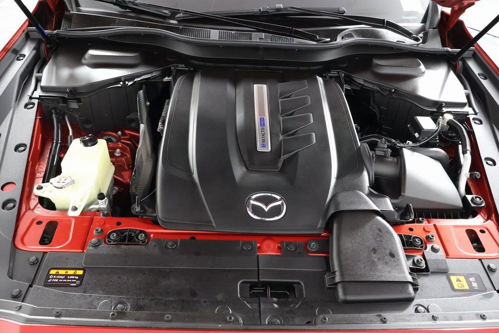 Certified 2024 MAZDA CX-90 Plug-In Hybrid w/ Preferred AWD/4WD image 16