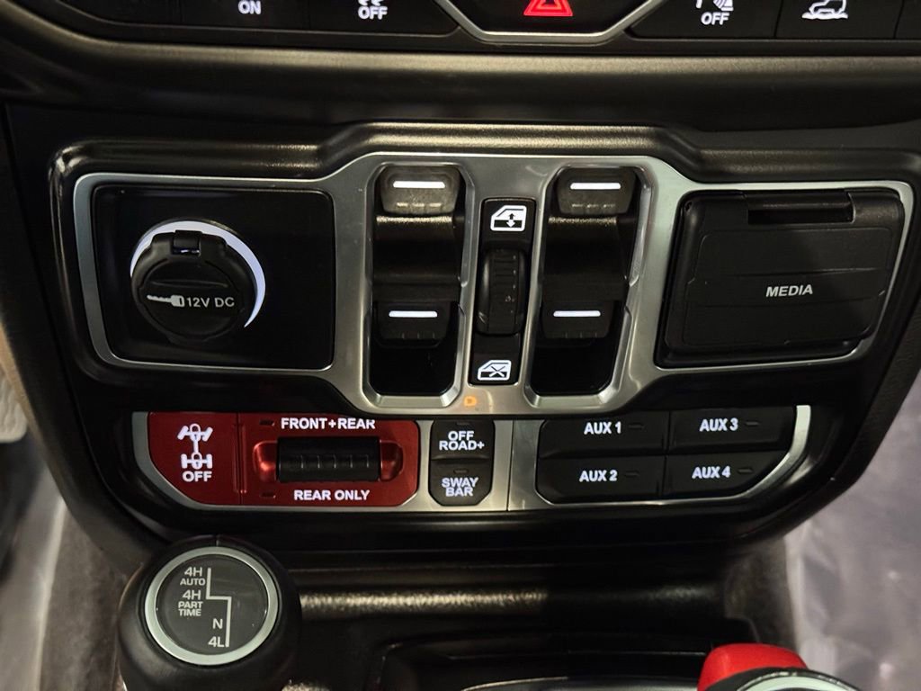 Used 2021 Jeep Wrangler Unlimited Rubicon w/ Trailer Tow Package image 34