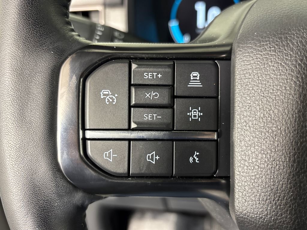 Used 2022 Ford F150 Platinum w/ Equipment Group 701A High image 15