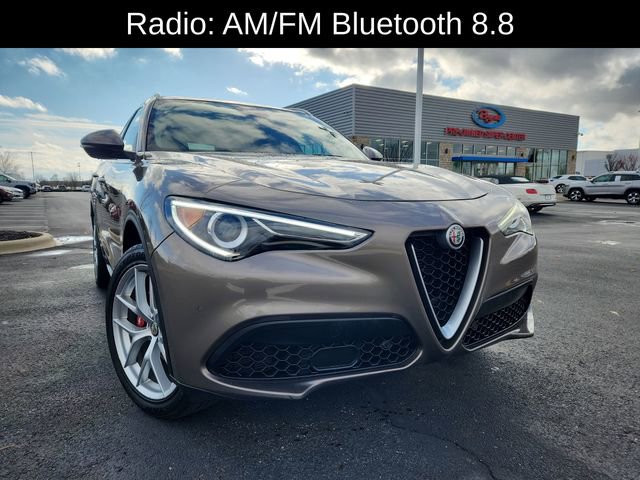 Used 2019 Alfa Romeo Stelvio Ti Lusso w/ Quick Order Package 22X Lusso image 13