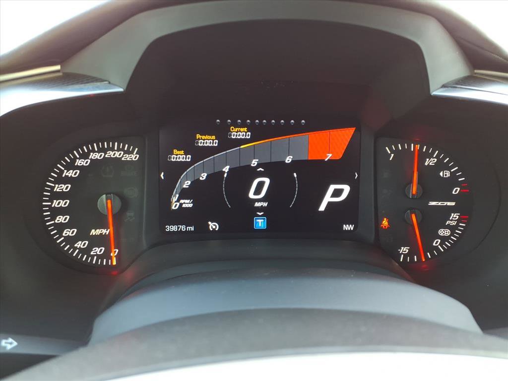Used 2015 Chevrolet Corvette Z06 w/ 3LZ Preferred Equipment Group image 28